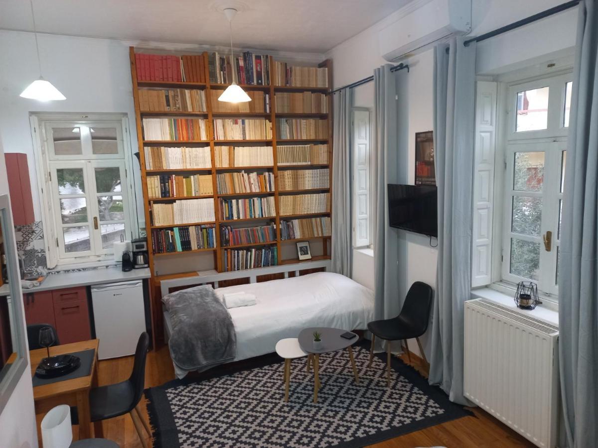 Isolde's Home 2 Leonídion Eksteriør billede